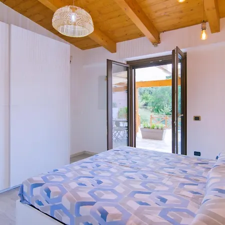 Dominella Apartment *